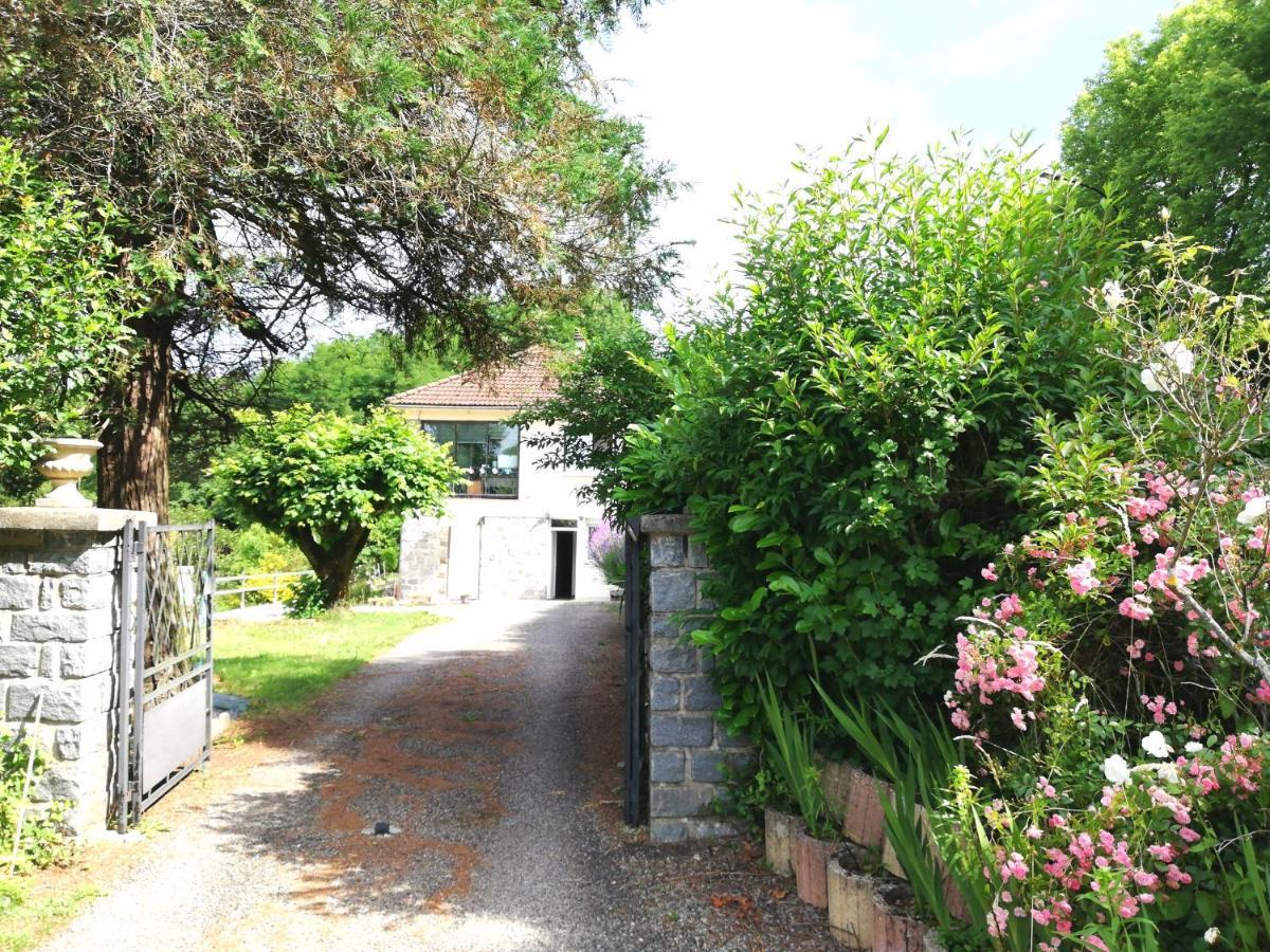 Du Coq A L'Ame Bed & Breakfast Naves  Luaran gambar